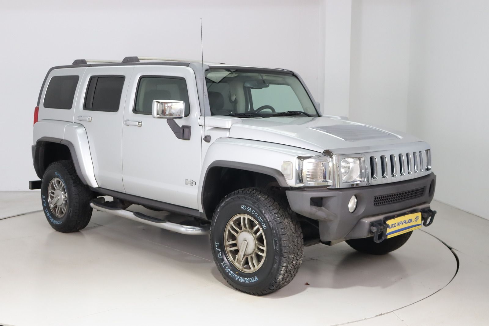Fahrzeugabbildung Hummer H3 3.7 Auto. * Sitzhzg. * HU/AU bis 04.2027