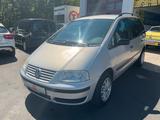Volkswagen Sharan 1.9 TDI  1.Hand TÜV 04/2028 - Volkswagen Sharan mit Diesel-Antrieb: Kleinbus, 1.9
