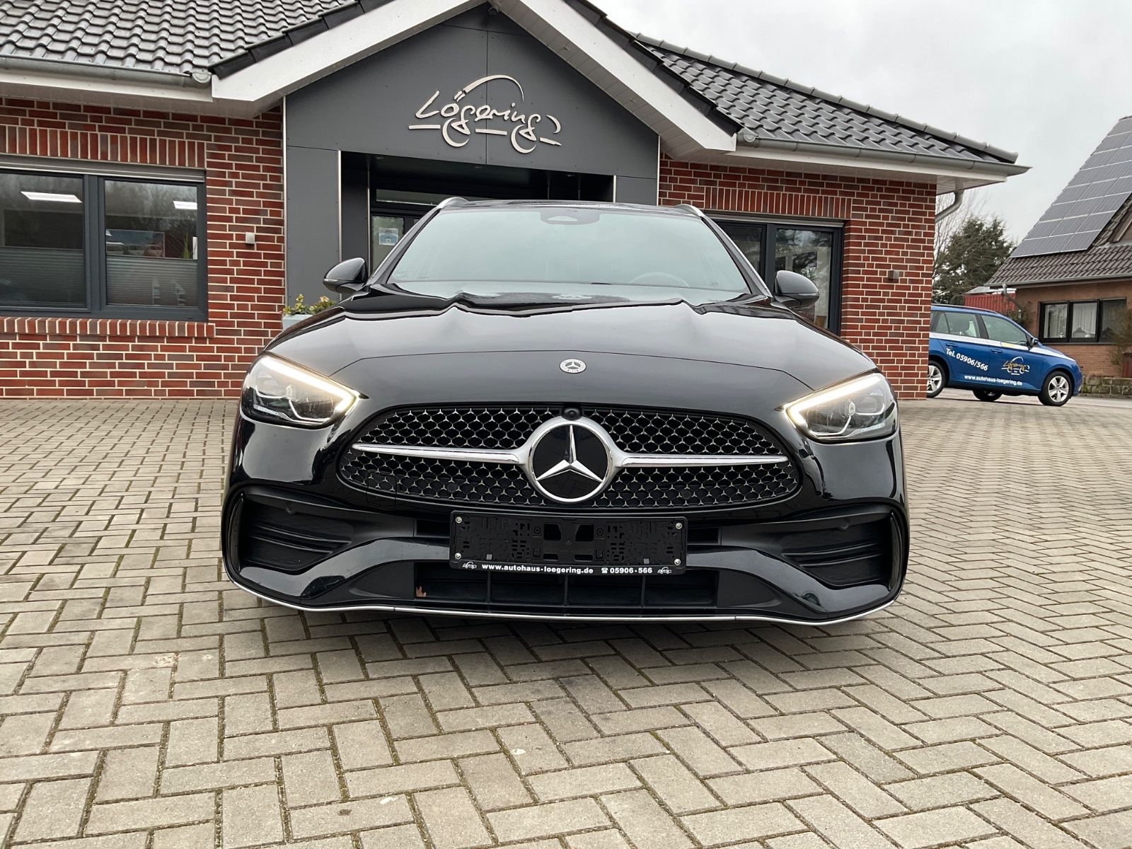 Fahrzeugabbildung Mercedes-Benz C 220 d T Autom,AMG,AHK,Kamera,Distronic