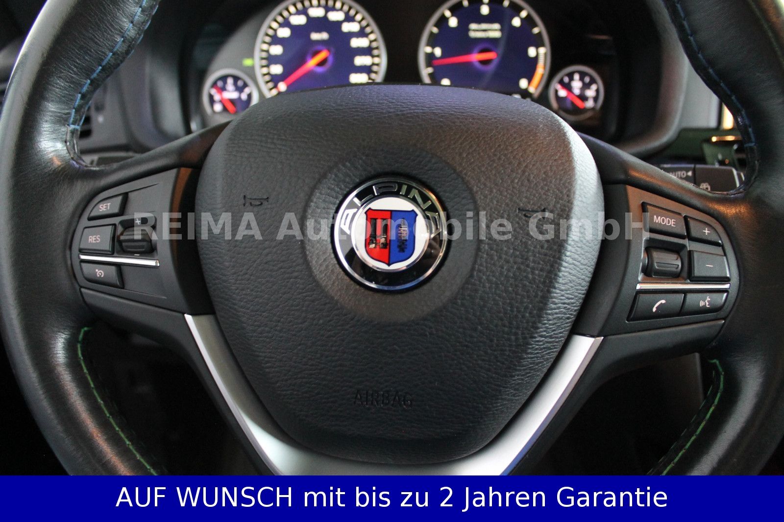 Fahrzeugabbildung ALPINA XD3, Pano-Dach, HUD