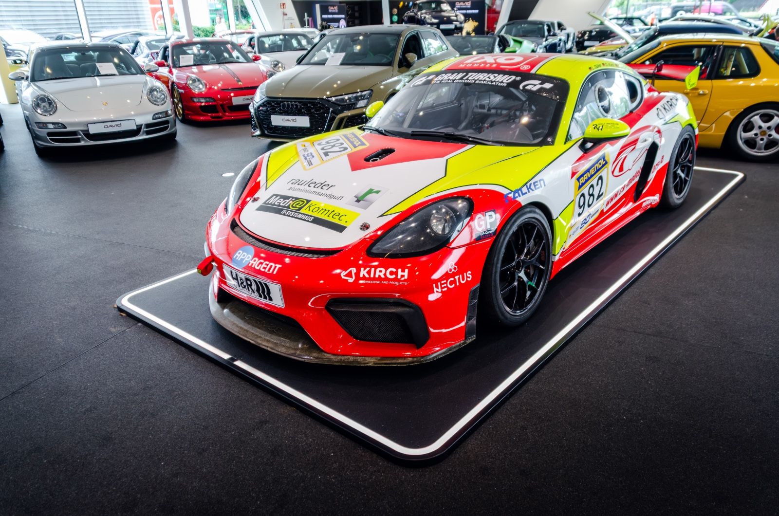 Porsche Cayman GT4 Clubsport MR DMSB Manthey foto 4