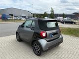 Smart ForTwo fortwo cabrio Turbo AUTOMATIK/SHZ/LEDER - gebrauchte Smart ForTwo aus dem Jahr 2016