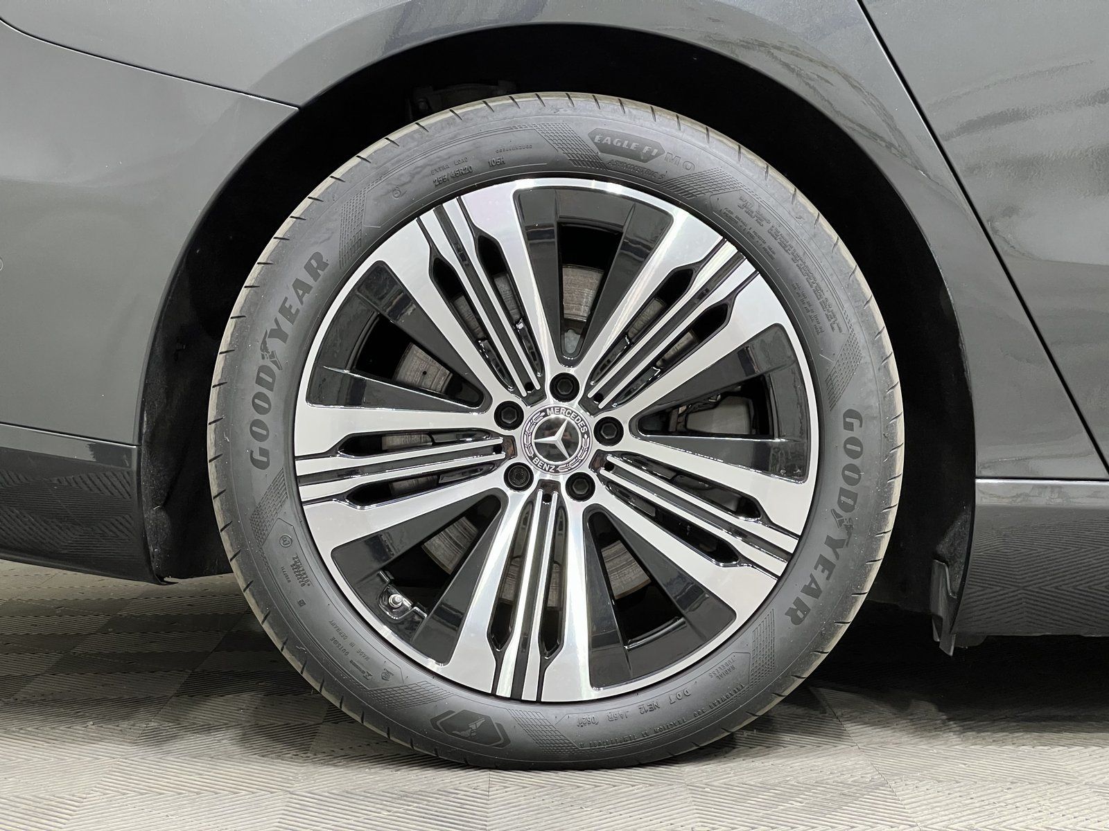 Mercedes-Benz EQS 450 EA Sitzklima Massage HA-LE AHK 360° foto 9