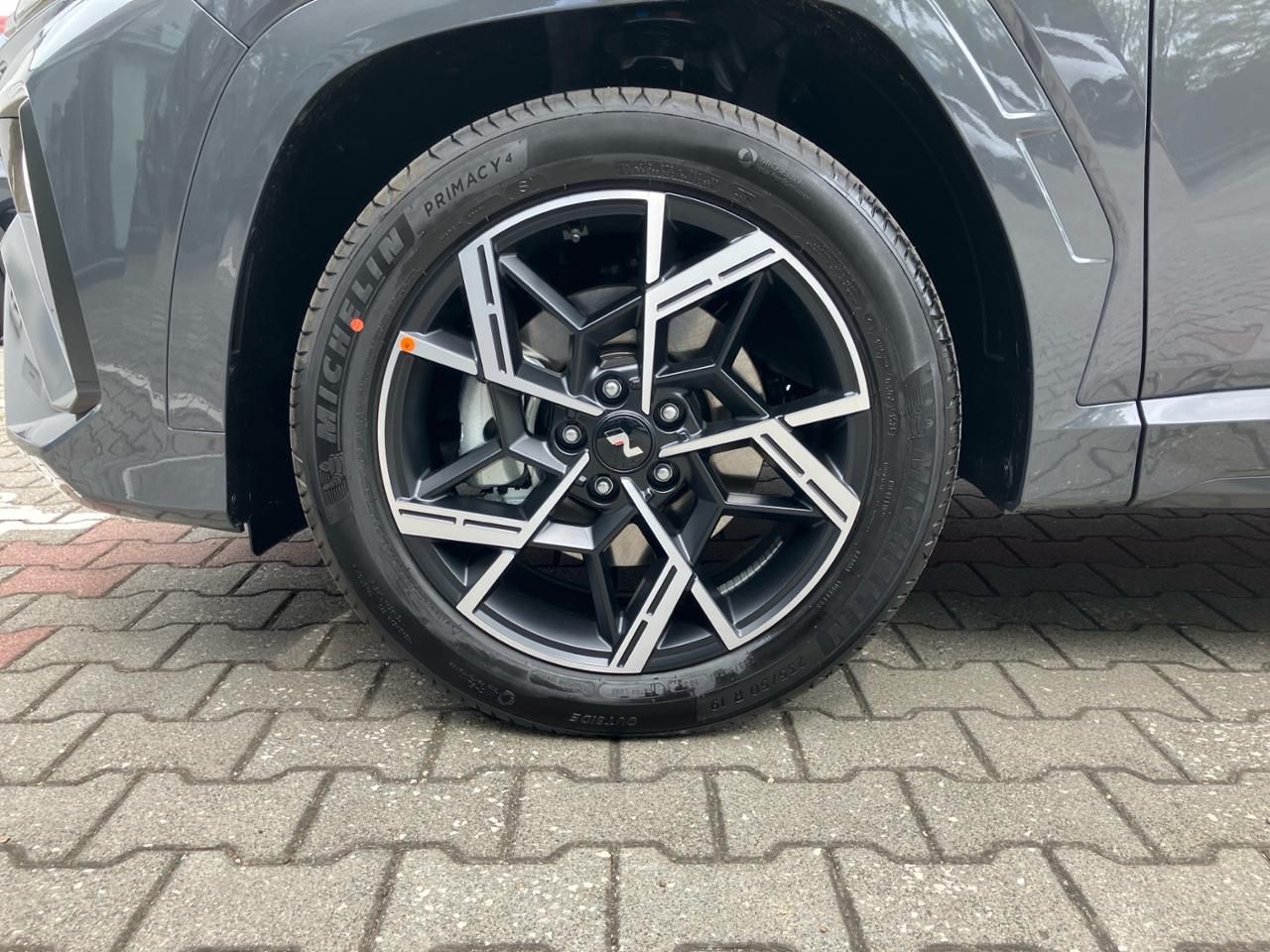 Fahrzeugabbildung Hyundai TUCSON N-LINE X 4xSHZ ACC AUT Akustikglas HUD