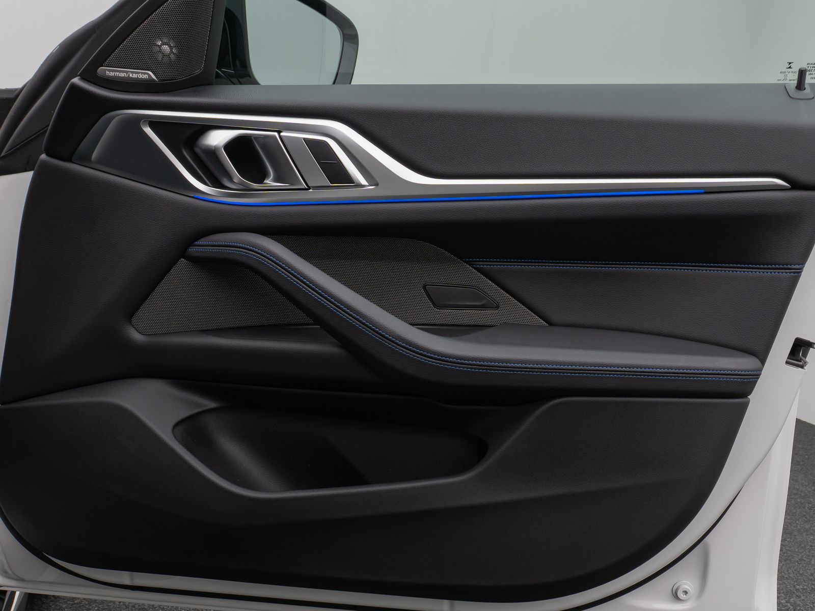 Fahrzeugabbildung BMW M440i xD Gran Coupé Glasdach Kamera HUD DAB H/K