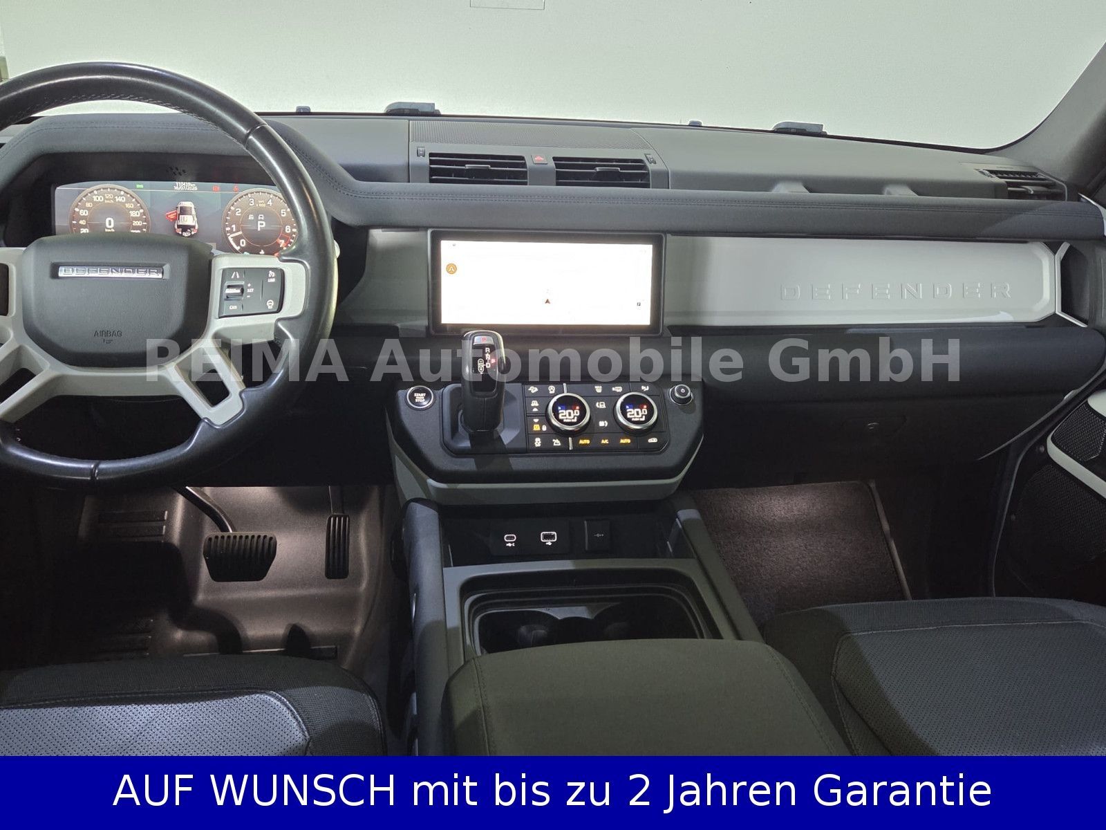 Fahrzeugabbildung Land Rover Defender 110 P400 V6, Pano, Meridian, Luft, LED