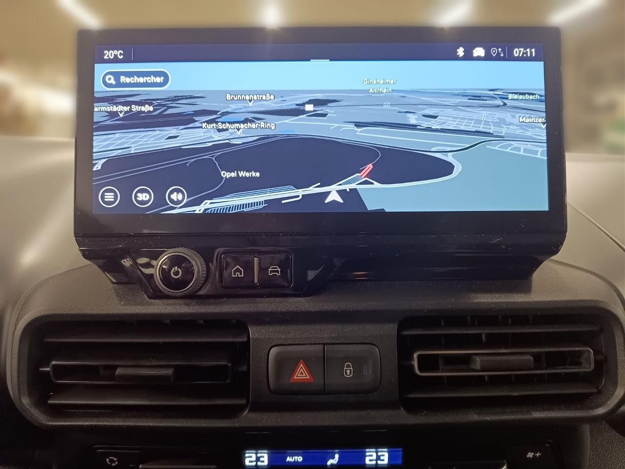 Fahrzeugabbildung Opel Combo Life E 1.5 Diesel Automatik