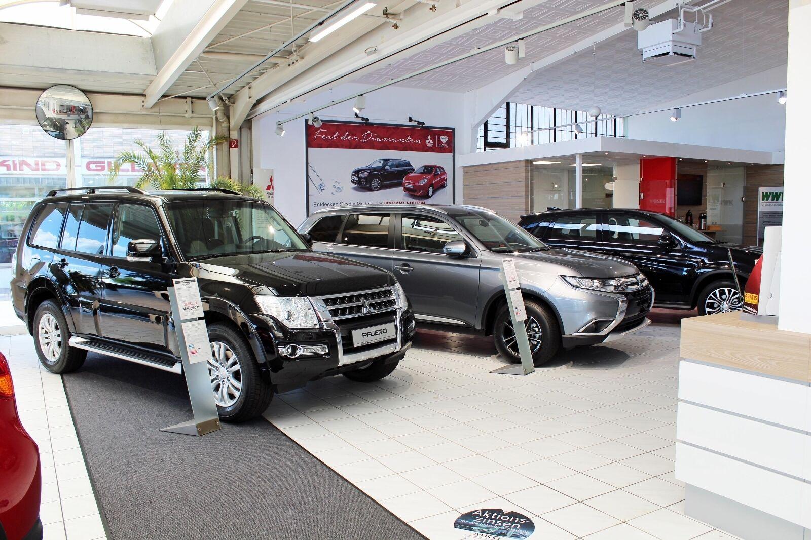 showroom-image-bottom