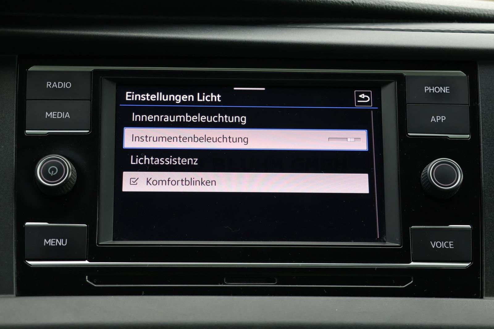 Volkswagen T6. TDI-SCR Kasten KR Klima AHK 2,5T 3-Sitze Cam