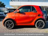 Smart ForTwo Passion AUTOM/NAVI/KLIMA/PANO/ARMLEHNE/2H - mit Benzin-Antrieb: Kleinwagen, mit Klimaanlage, Armlehne