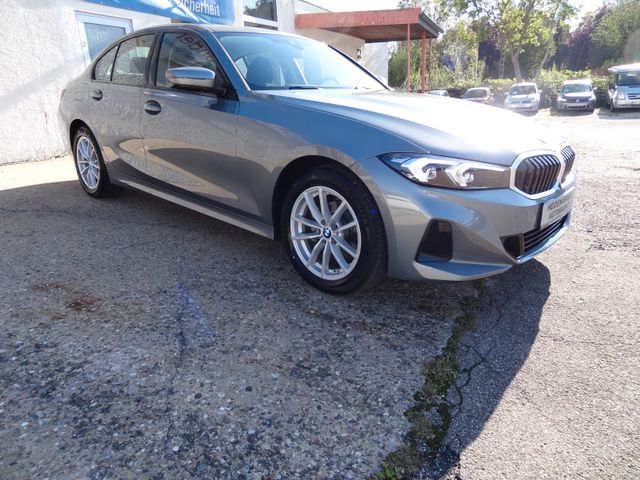 Fahrzeugabbildung BMW 318 i/1.Hand/Curved/LED/Navi/SitzH/2.500km/