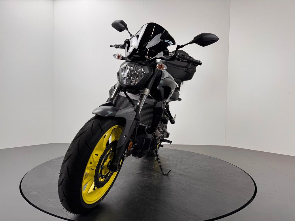 Fahrzeugabbildung Yamaha MT07 *TOP-ZUSTAND *1. HAND *REIFEN NEU