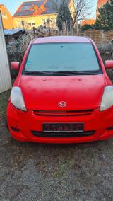 Daihatsu Sirion 1.3 - - rote Daihatsu Sirion