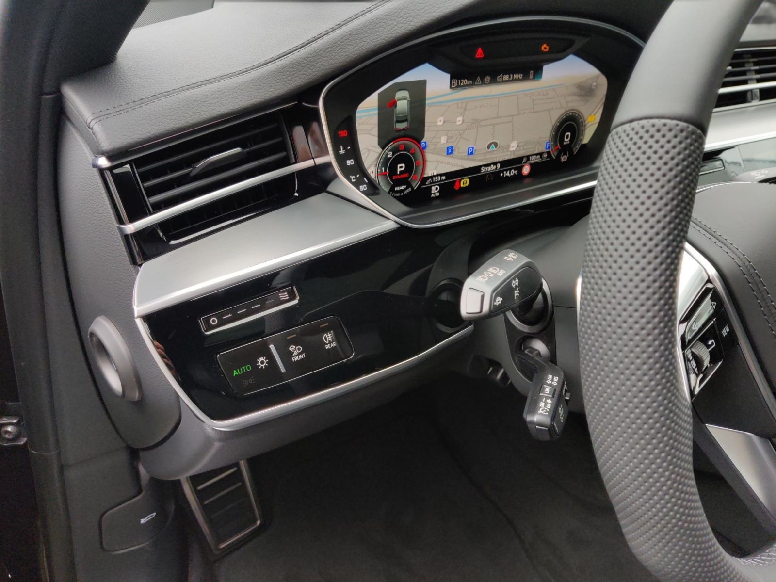 Audi A8 - Bild 16