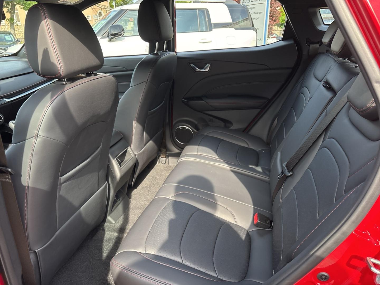 DFSK Fengon 500 1.5L 4 Zyl. Rückfahrkamera Klima