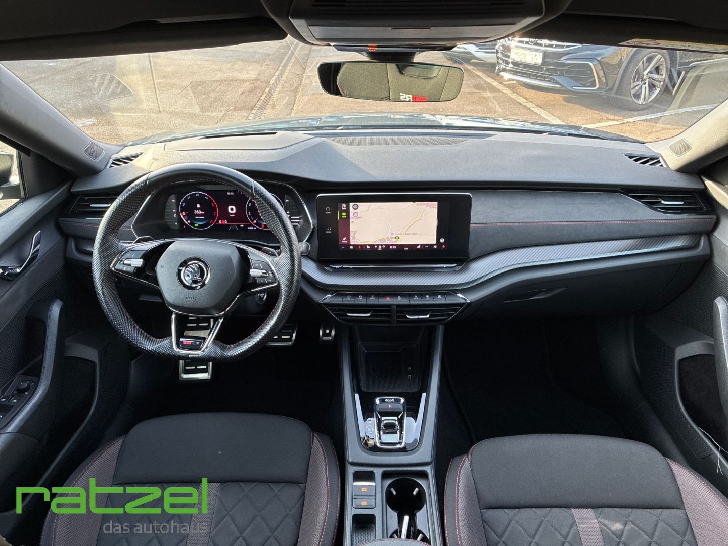 Fahrzeugabbildung SKODA Octavia 4x4 Combi RS TDI 2.0 HUD Navi Digitales