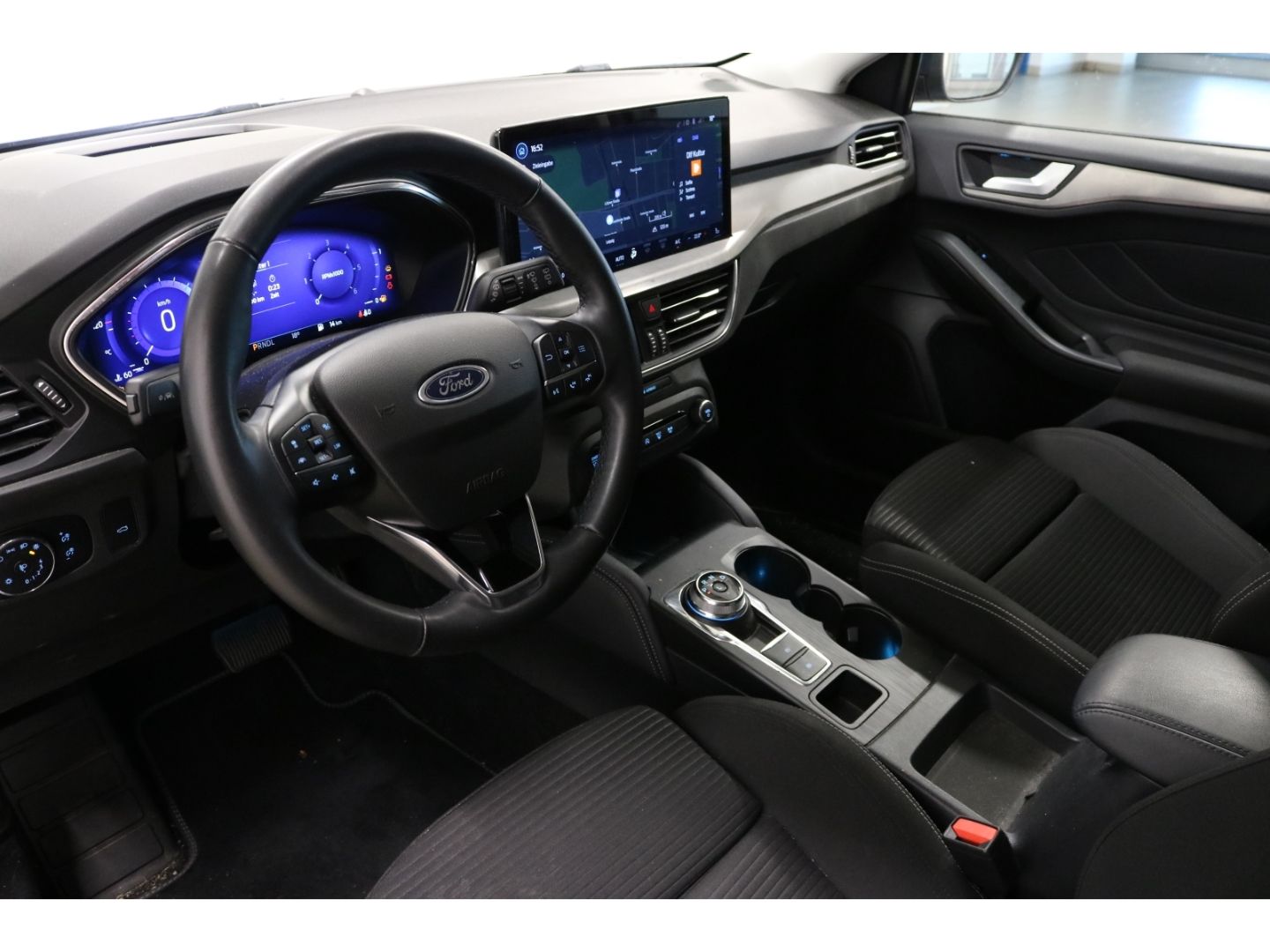 Fahrzeugabbildung Ford Focus Turnier Titanium X 1.5 EcoBlue EU6d