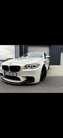 BMW M5 M5