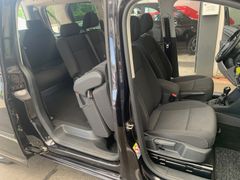 Fahrzeugabbildung Volkswagen Caddy Maxi 2,0 TDI 4Motion Standheizg AHK 7 Sitz