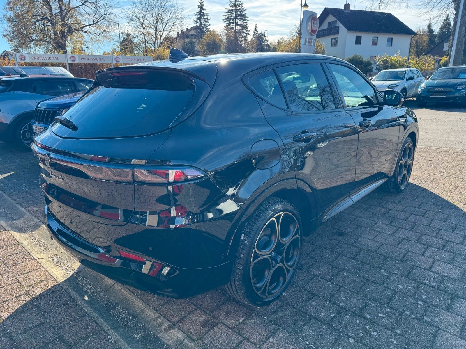 Fahrzeugabbildung Alfa Romeo INTENSA 360° PANORAMA MEMORY NAVI