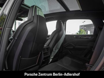 Porsche Cayenne - 6