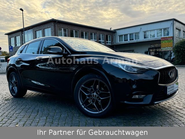 Infiniti Q30s 2.2 d Sport Automatik Leder Panorama