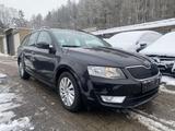 Skoda Octavia 1.6 TDI Ambition 110PS u-frei Scheckheft - Skoda Octavia 1U mit Diesel-Antrieb