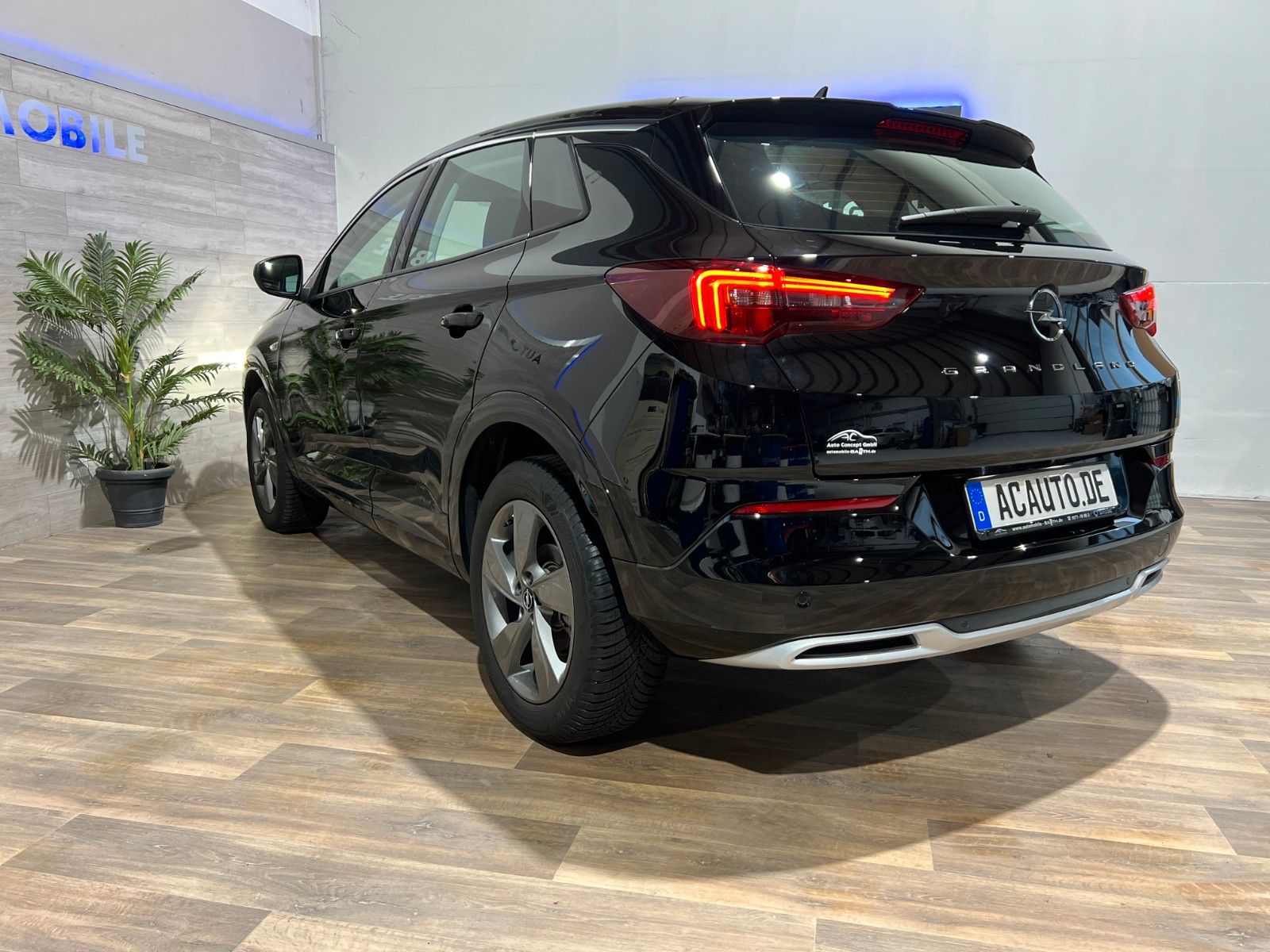 Fahrzeugabbildung Opel Grandland Enjoy *Automatik *NAVI *ASSISTENZ *