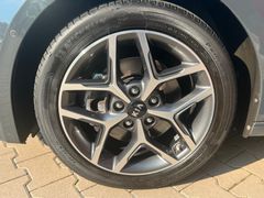 Fahrzeugabbildung Kia CEED_5 1.4T PLATINUM