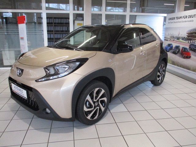 Fahrzeugabbildung Toyota Aygo X Team D Automatik