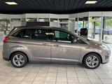 Ford Grand C-Max 1.6 CDTI · AHK · SZH · - Ford Grand C-Max mit Diesel-Antrieb