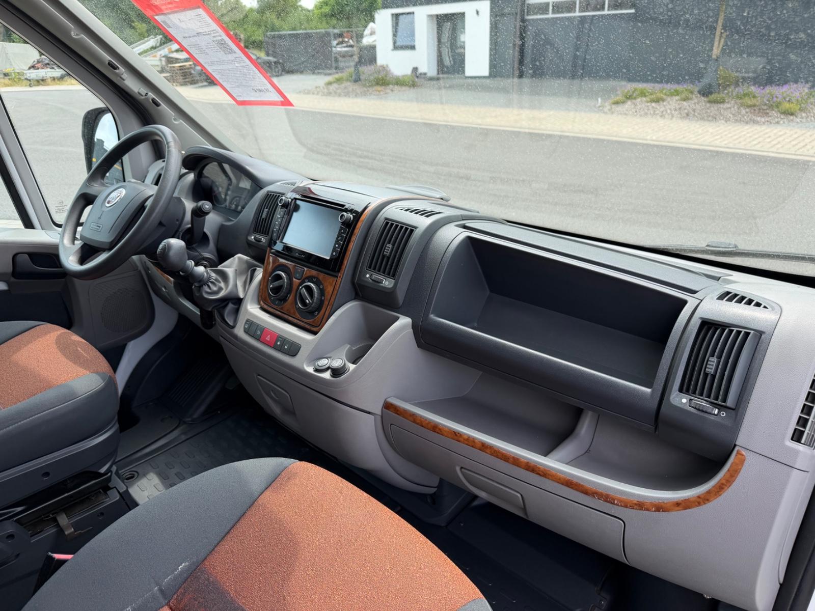 Pilote Reference P 730 Klima Navi Markise AHK 33000km