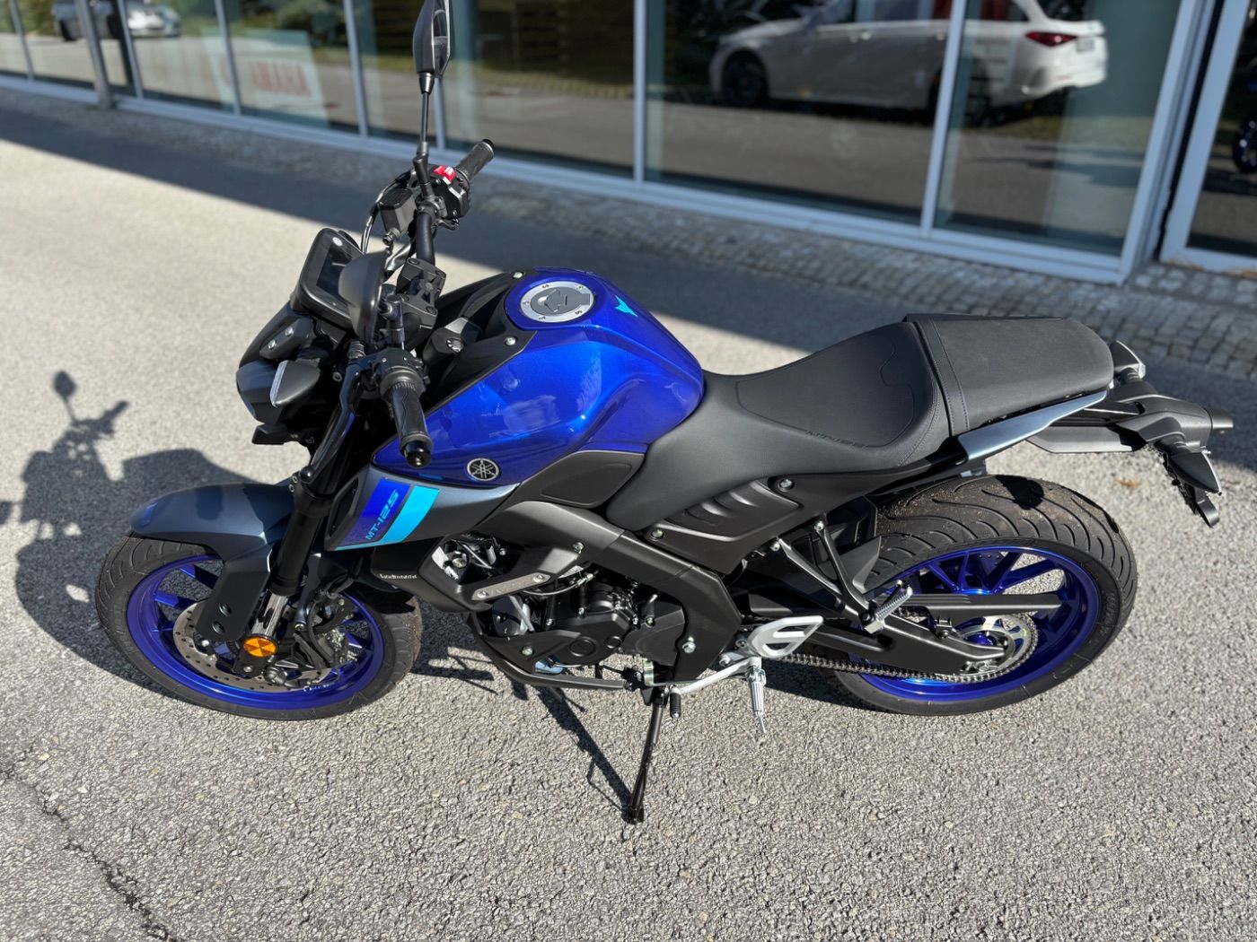 Fahrzeugabbildung Yamaha MT 125 Modell 2026 Herbst Deals auch in schwarz