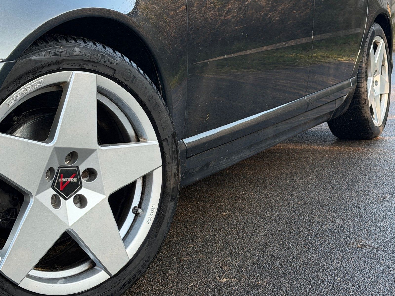 Fahrzeugabbildung Volvo V70 D4 Linje Svart *Allwetter*Bi-Xenon*Standhzg*