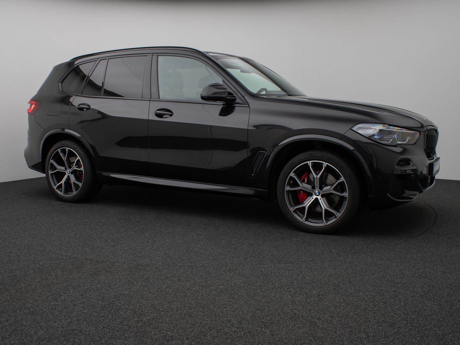 Fahrzeugabbildung BMW X5 xD30d M Sport Panorama Laser Kamera HUD HiFi