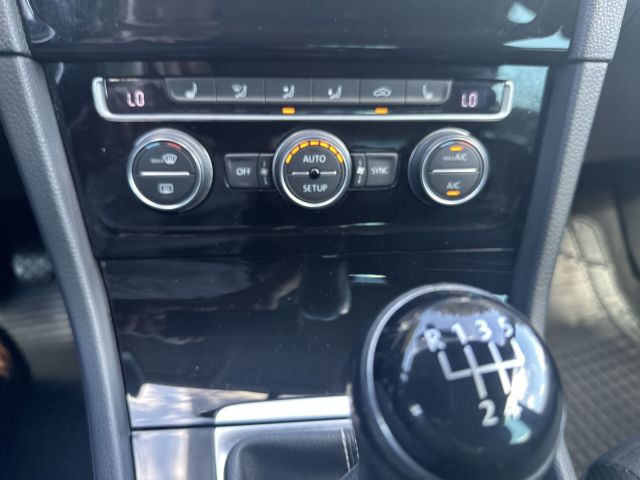 Golf VII 1.2 TSI Cup CLIMATRONIC 16 ALU NSW SITZ