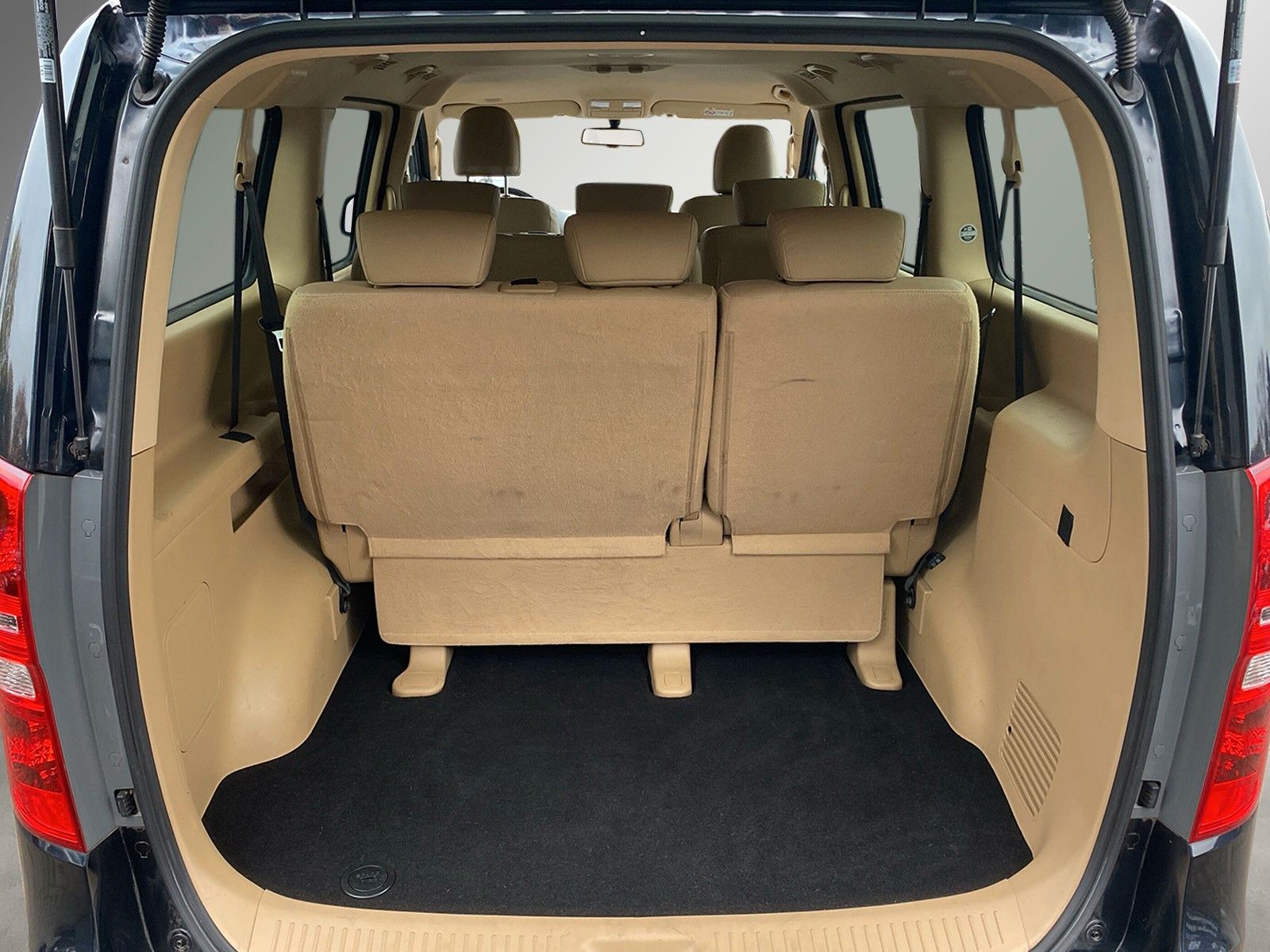 Fahrzeugabbildung Hyundai H-1 Starex *Kamera*DAB+*Bhz.Lenkrad*Tempomat