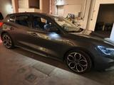 Ford Focus  ST Line - Ford Focus SUV