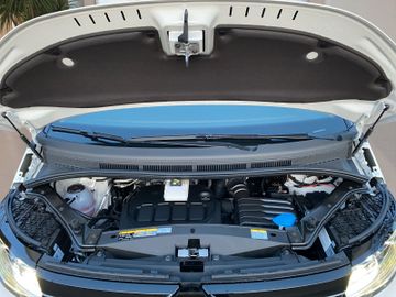 Volkswagen T7 Multivan 2.0TDI DSG Edition CarPlay RFK SHZ