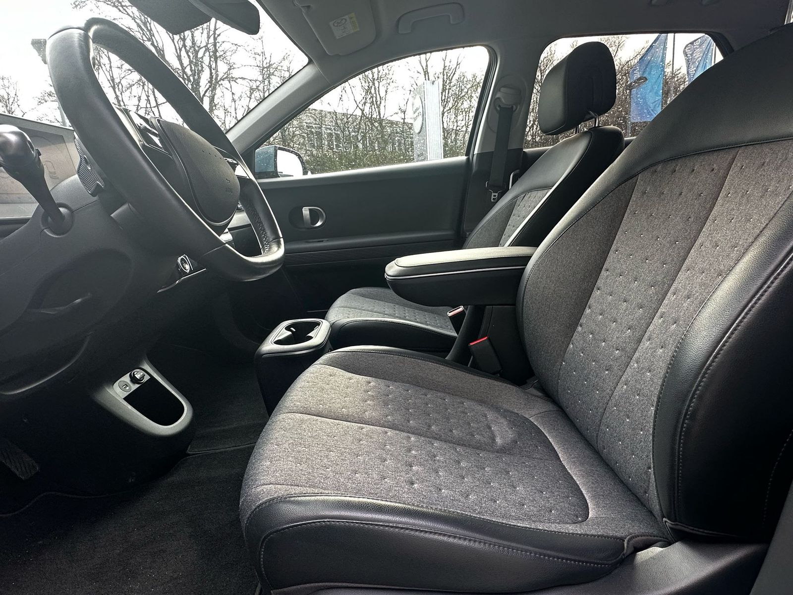 Fahrzeugabbildung Hyundai Ioniq 5 Techniq 4WD NAVI+LED+SHZ+KAMERA+ACC+WP+