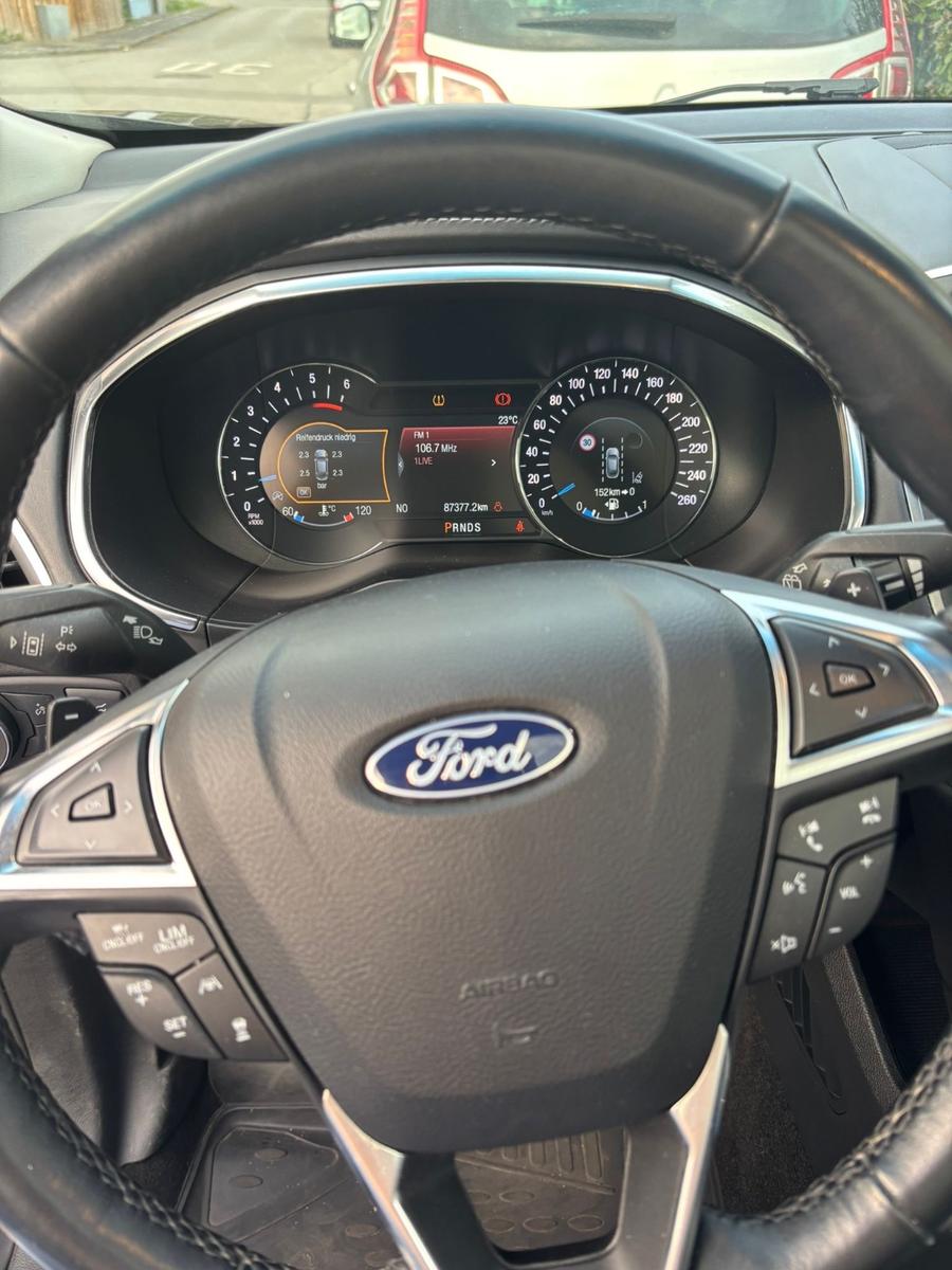 Ford Edge 2,0 l EcoBlue Bi-Turbo 4x4 VIGNALE Auto...