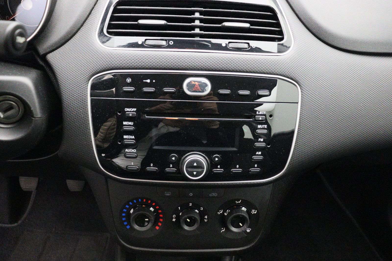 Fahrzeugabbildung Fiat Punto 1.2 Pop