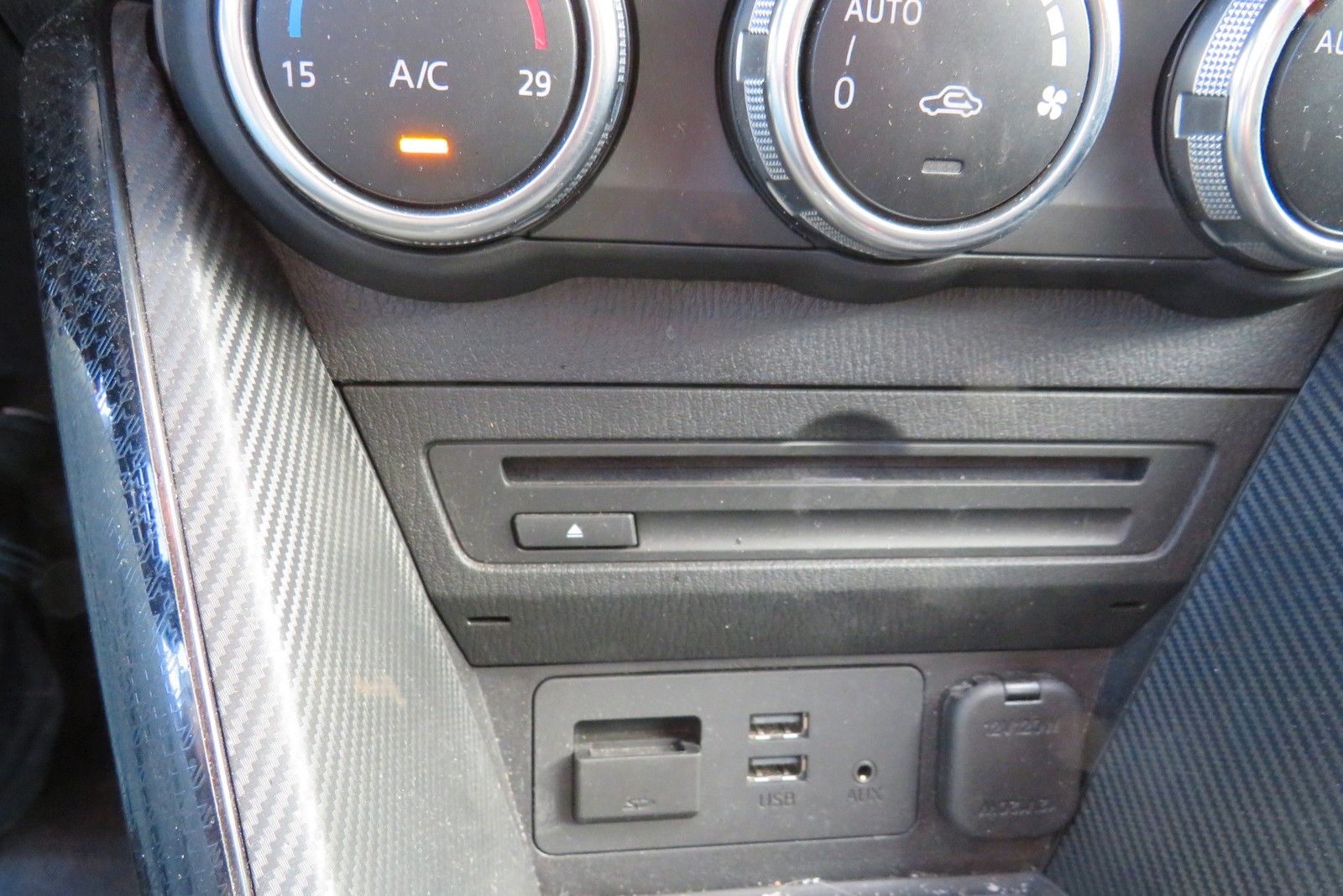 Fahrzeugabbildung Mazda KIZOKU KLIMA TELVOR PDC ALU SITZHEIZUNG u.v.m.