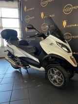 Piaggio MP3 500 LT ABS/ASR Topcase Seitenkoffer Defekt! - Angebote