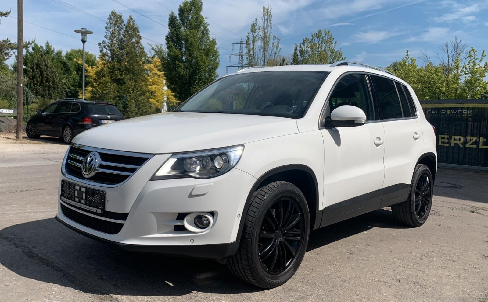 Volkswagen Tiguan Sport & Style 4Motion PANORAMA 18" R.CAM