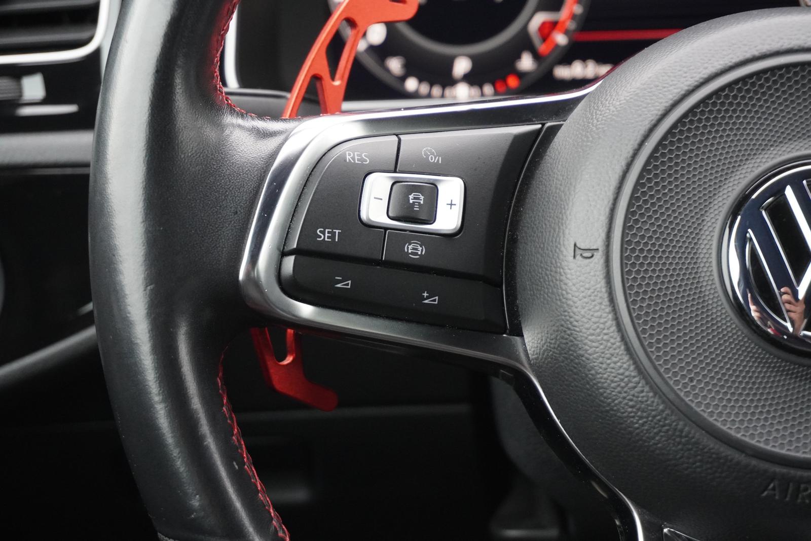 Volkswagen Golf VII 2.0 GTI Performance Navi Dynaudio ACC