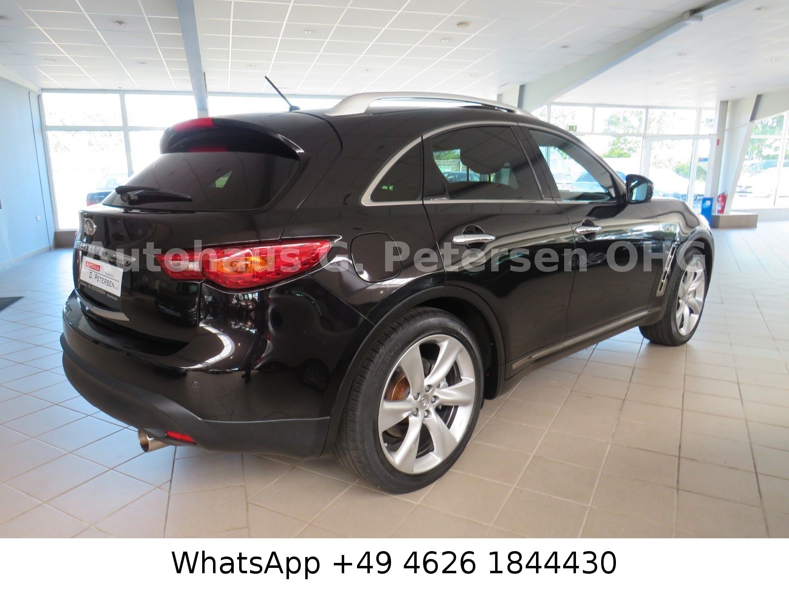 Fahrzeugabbildung Infiniti FX FX30d/*Leder*Xenon*Sitzbelü*Spurhalte*LM 21*