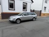 Audi A6 2.4 multitronic Avant - - Audi A6 aus 2000: Kombi