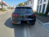 Porsche Macan - - - Porsche aus 2018