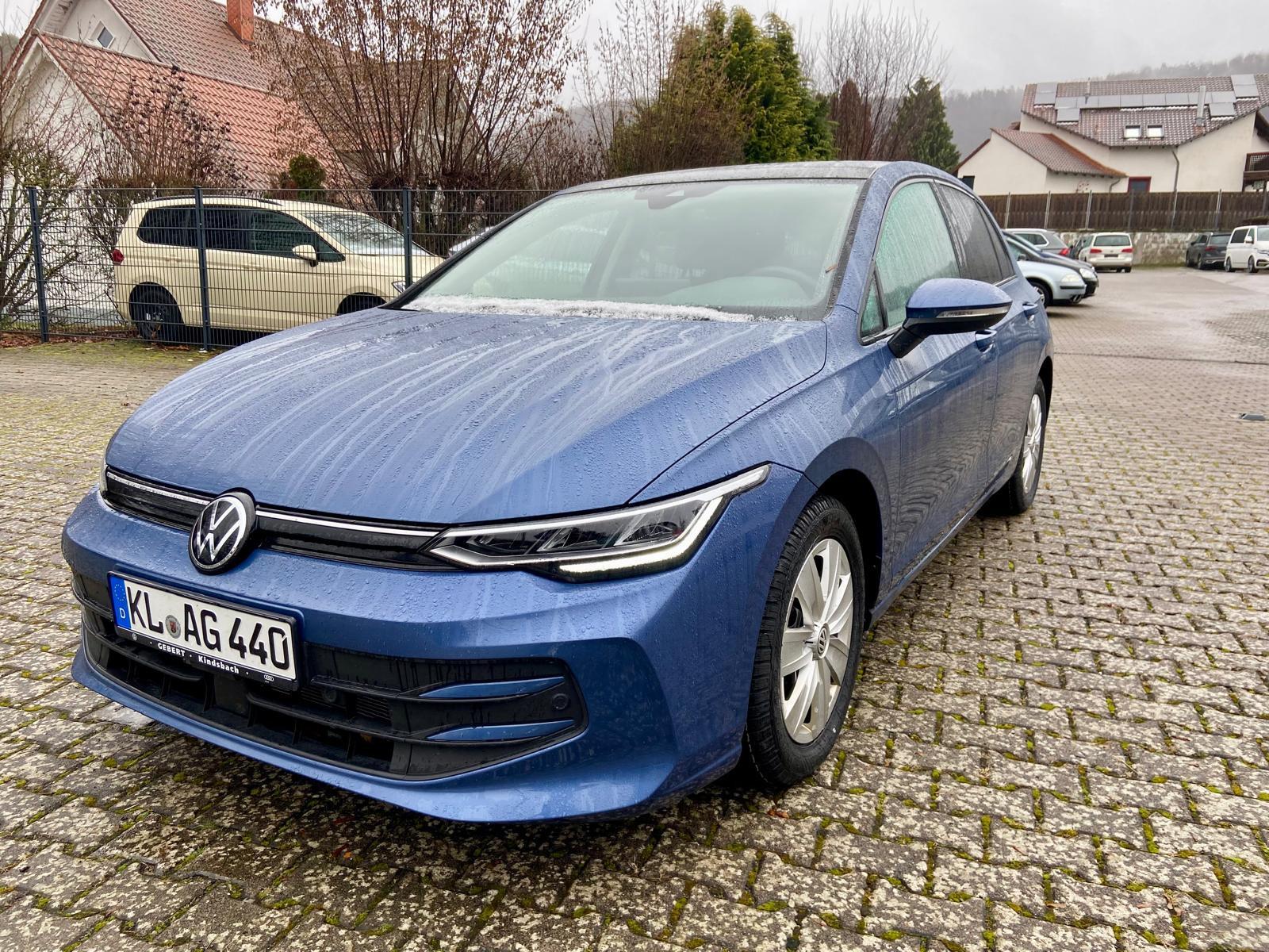 Volkswagen Golf VIII Lim. 1.5 TSI 85 kW Life